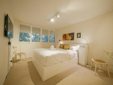 5 Star In Prime Double Bay Location With Balcony - Accommodation Sunshine Coast 2