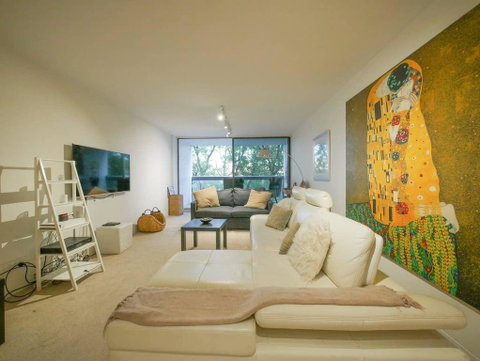 5 Star In Prime Double Bay Location With Balcony - Accommodation Sunshine Coast 0