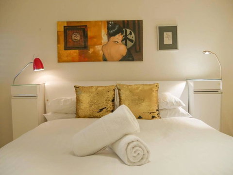 5 Star In Prime Double Bay Location With Balcony - Accommodation Sunshine Coast 1