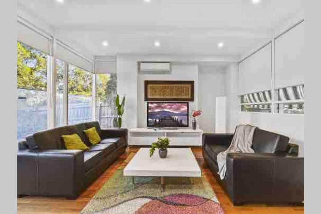 Boronia VIC Accommodation Sunshine Coast