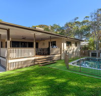 7 Ibis Court - Spacious family home with large outdoor area swimming pool  ample parking - Accommodation Sunshine Coast