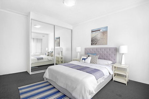 7 South Pacific Apartments - Accommodation Sunshine Coast 0