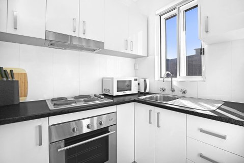 7 South Pacific Apartments - Accommodation Sunshine Coast 3