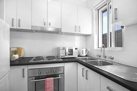 8 South Pacific 2 Bedrooms - Accommodation Sunshine Coast 1