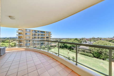 810 At The Plaza - Accommodation Sunshine Coast 1