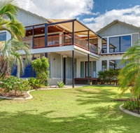 90 Cooloola Drive - Rainbow Beach Luxury Beach House Ocean Views - Accommodation Sunshine Coast