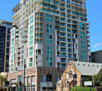 96 North Terrace Stylish Penthouse Apartment - Accommodation Sunshine Coast 0