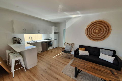 A Beach Getaway - Accommodation Sunshine Coast 2