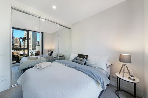 A Cozy & Stylish Suite Near Melbourne Central - Accommodation Sunshine Coast 0