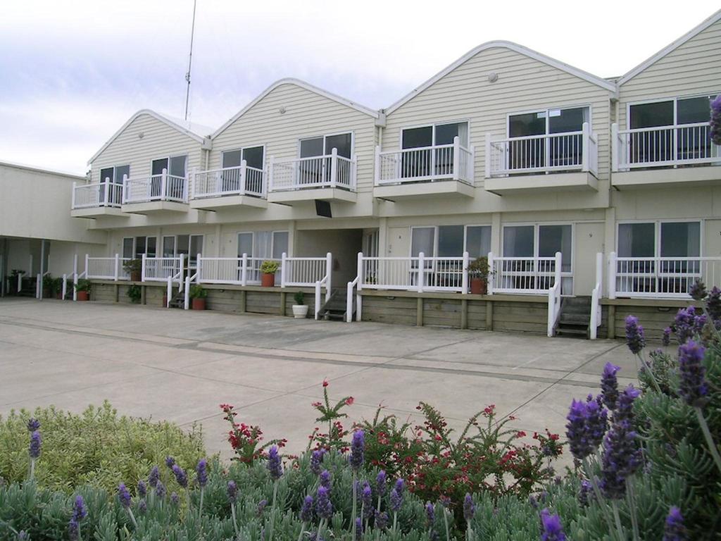 Skenes Creek North VIC Accommodation Sunshine Coast