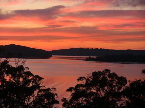 A Lakehouse Escape - Accommodation Sunshine Coast 0