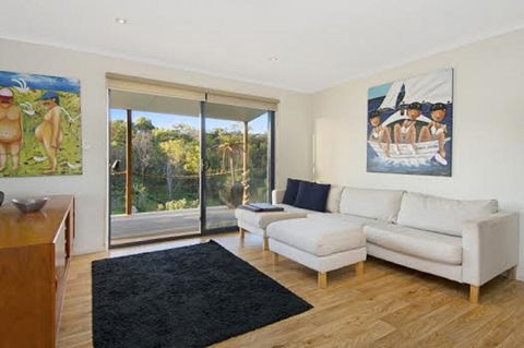 A One One Two At Island Beach - Accommodation Sunshine Coast 3