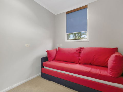 A Superb Location For Enjoying The Best Of Noosa - Unit 2/69 Noosa Parade - Accommodation Sunshine Coast 2