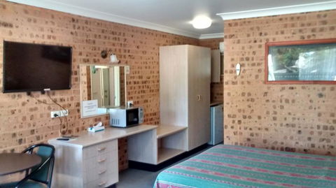 Aberdeen Motel - Accommodation Sunshine Coast 1