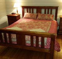 About Town Cottages - Accommodation Sunshine Coast