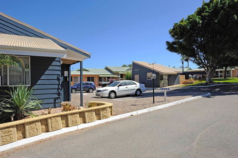 Abrolhos Reef Lodge - Accommodation Sunshine Coast 1
