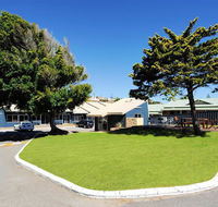 Abrolhos Reef Lodge - Accommodation Sunshine Coast