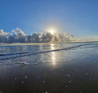 ABSOLUTE BEACH FRONT MACKAY - Comfort Resort Blue Pacific - Accommodation Sunshine Coast