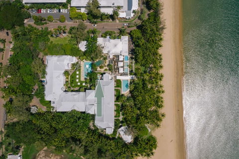Absolute Beachfront Apt. With Private Pool In Alamanda Beachfront Resort (48) - Accommodation Sunshine Coast 1