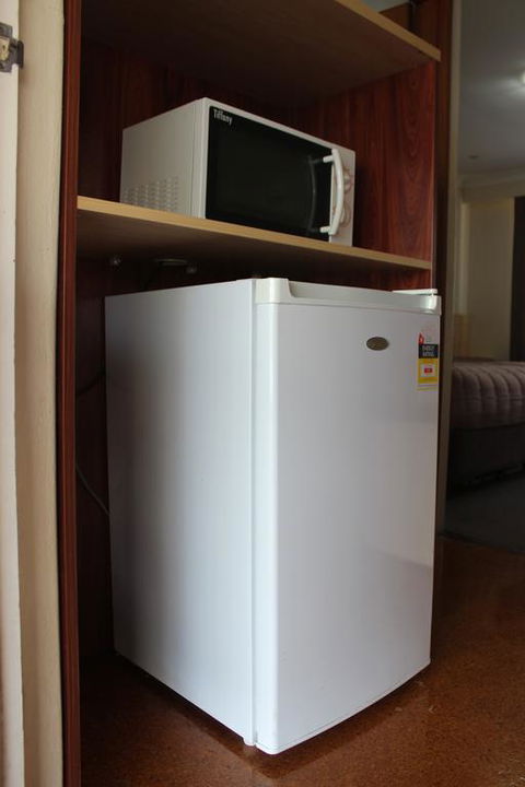 Acacia Motor Inn - Accommodation Sunshine Coast 3