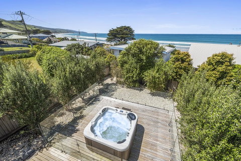 Achilles' - Accommodation Sunshine Coast 0