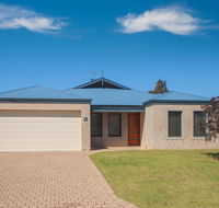Acrosstheway - Accommodation Sunshine Coast