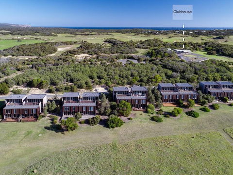 DREW Golfers Delight Close To St Andrews Beach - Accommodation Sunshine Coast 2