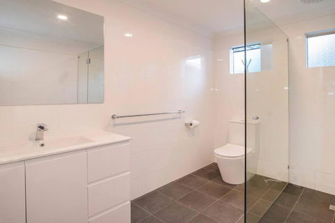 Eagle Bay Summerhaus - Accommodation Sunshine Coast 2