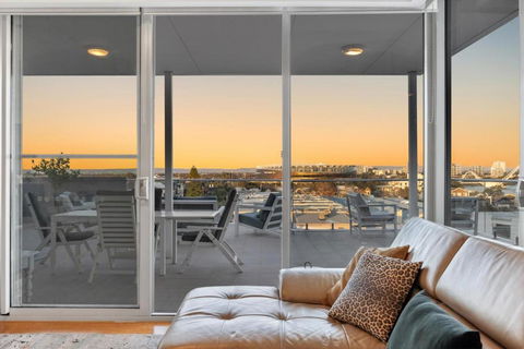 EAST34/60 - Urban Sanctuary - Accommodation Sunshine Coast 1