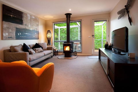 Eastern View Villa - Accommodation Sunshine Coast 0