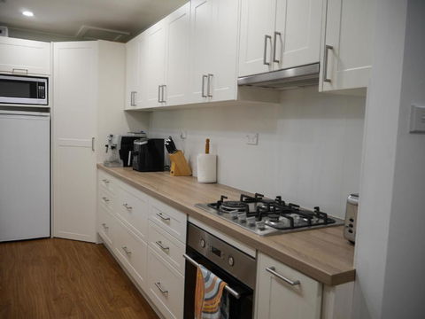 Easy Life In Picton - Accommodation Sunshine Coast 0