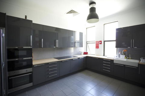 EBS Sydney Hostel - Accommodation Sunshine Coast 4