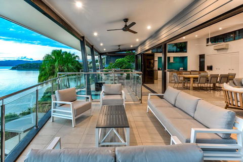 Edge Penthouse On Hamilton Island By HIHA - Accommodation Sunshine Coast 1