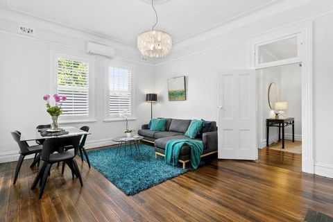 EDW19 - Stylish 2-Bed, 2-Bath Townhose In Drummoyne - Accommodation Sunshine Coast 3