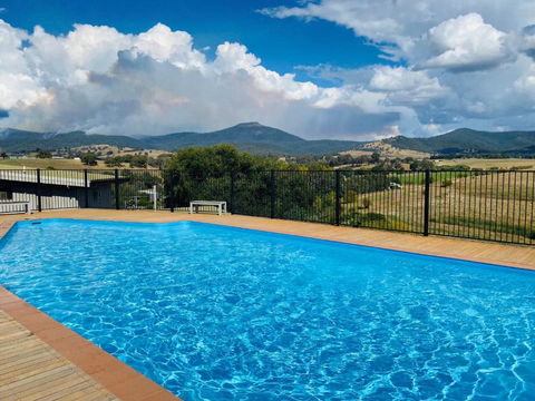 ELM Accommodation - Merrijig - Accommodation Sunshine Coast 0