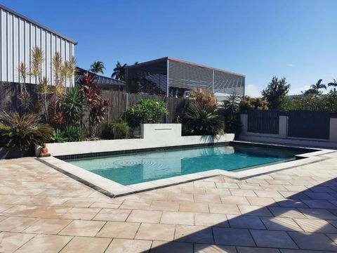 Eight Mile Plains House - Accommodation Sunshine Coast 0