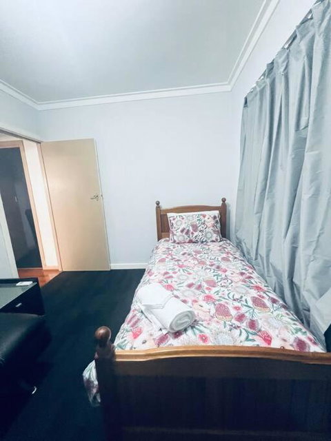 Elegant And Spacious Home + Gym - Accommodation Sunshine Coast 1