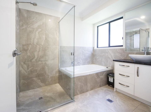 Executive Home Accommodation 34 - Accommodation Sunshine Coast 4