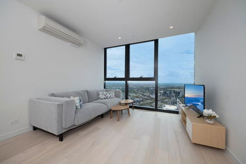 EQ Tower Modern Apartments Melbourne Central CBD - Accommodation Sunshine Coast 3