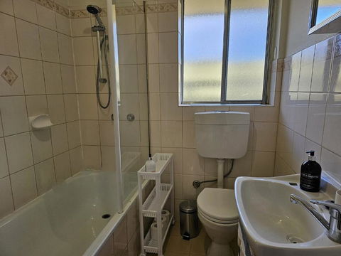 Family Oasis In Adelaide - Accommodation Sunshine Coast 3