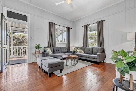Gabba Central 2 Separate Homes 1 Block 6 Bdrms - Accommodation Sunshine Coast 2