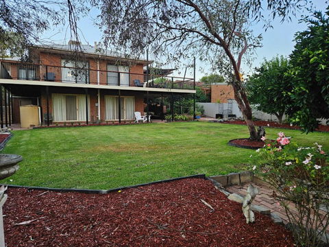 Gungurru - Accommodation Sunshine Coast 1