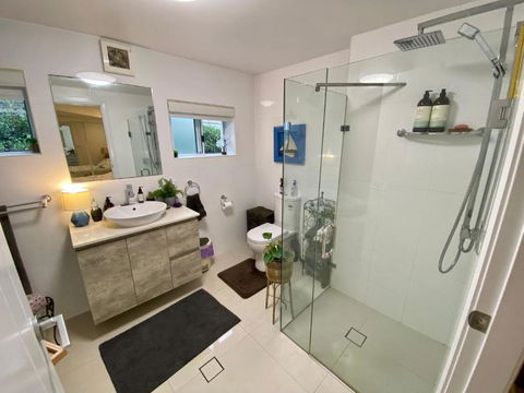 H2O Holiday Apartment Unit 14 - Accommodation Sunshine Coast 1