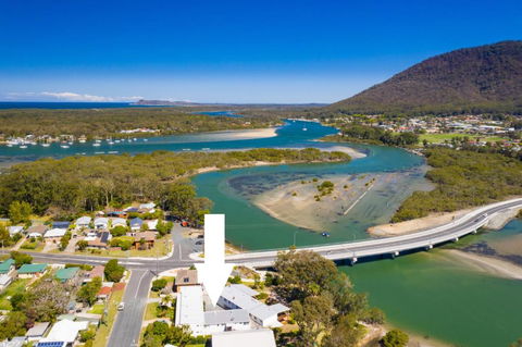 H2O Holiday Apartments Unit 5 - Accommodation Sunshine Coast 0