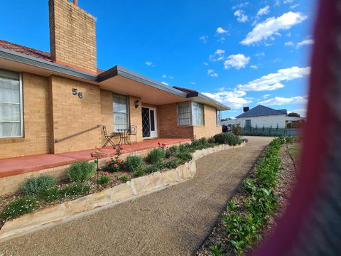 Harden Golfers Rest Accommodation - Accommodation Sunshine Coast 3