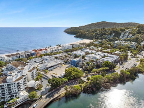 Hastings Villas - Accommodation Sunshine Coast 0