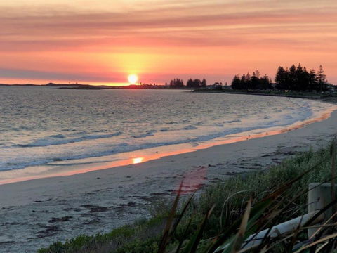 Hello House - Accommodation Sunshine Coast 0