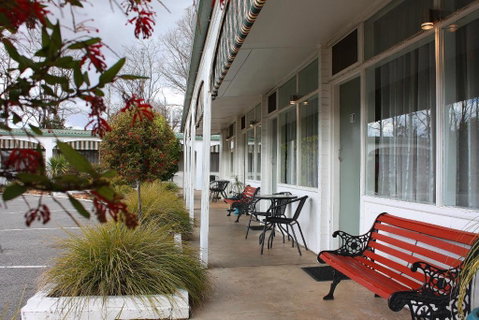 Hi Way Motor Inn - Accommodation Sunshine Coast 1