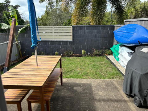 Hideaway Reef Cottage - Accommodation Sunshine Coast 3