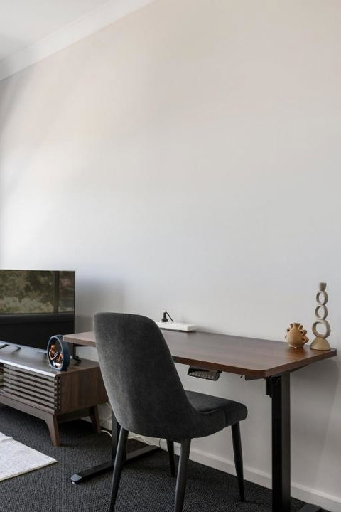 Home Abroad - 3BR With Dedicated Workspace - Accommodation Sunshine Coast 2